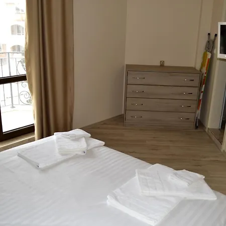 Apartcomplex Esteban Aparthotel