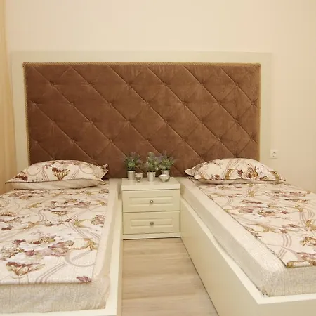 Apartcomplex Esteban *